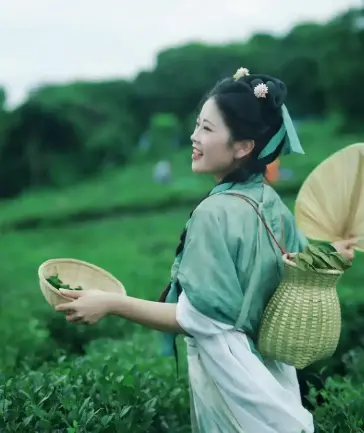 上海Brandy Melville安福路店凭什么让少女们甘愿排队两小时？💃